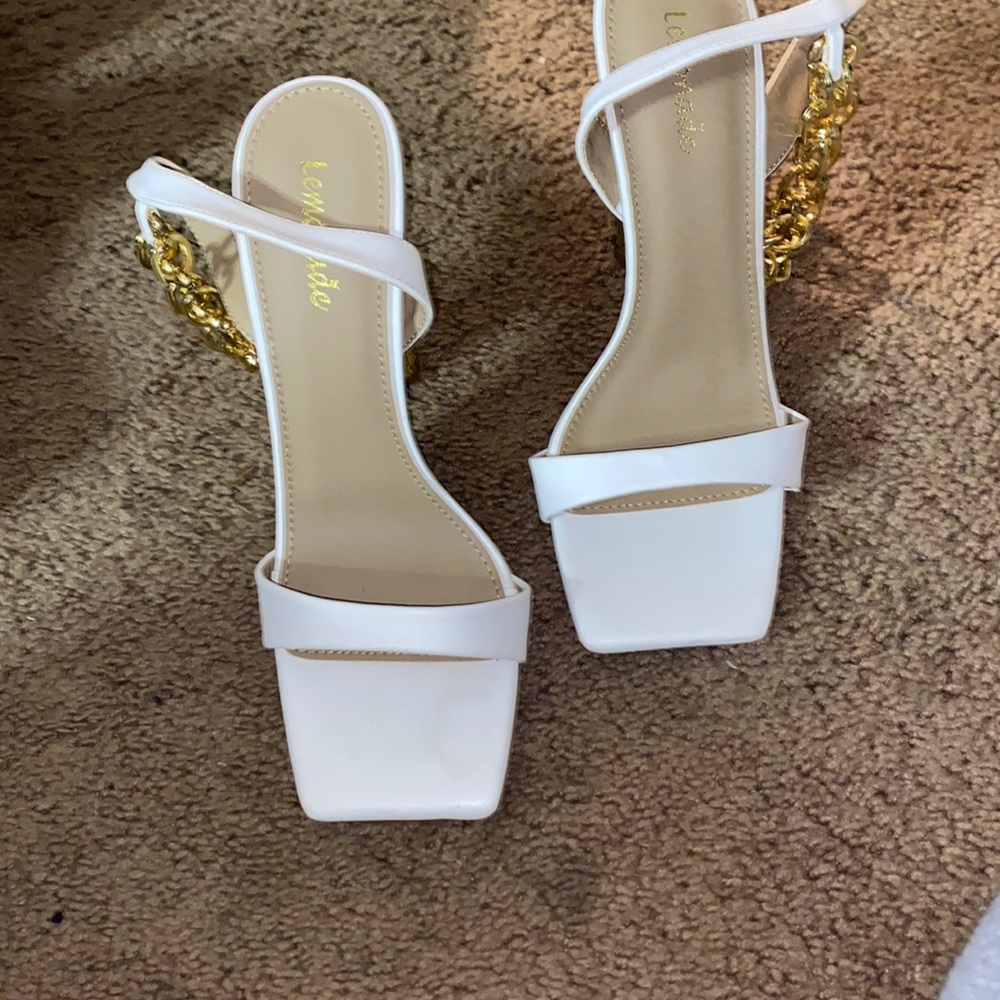 White classy shoe